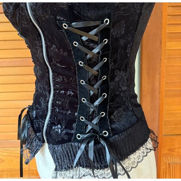 Gothic Lolita Victorian Vkei Vampire Black Rose Velvet Lace-up Cami Top - Picture 6 of 8